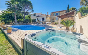Gorgeous Home In Aigues-Vives With Jacuzzi